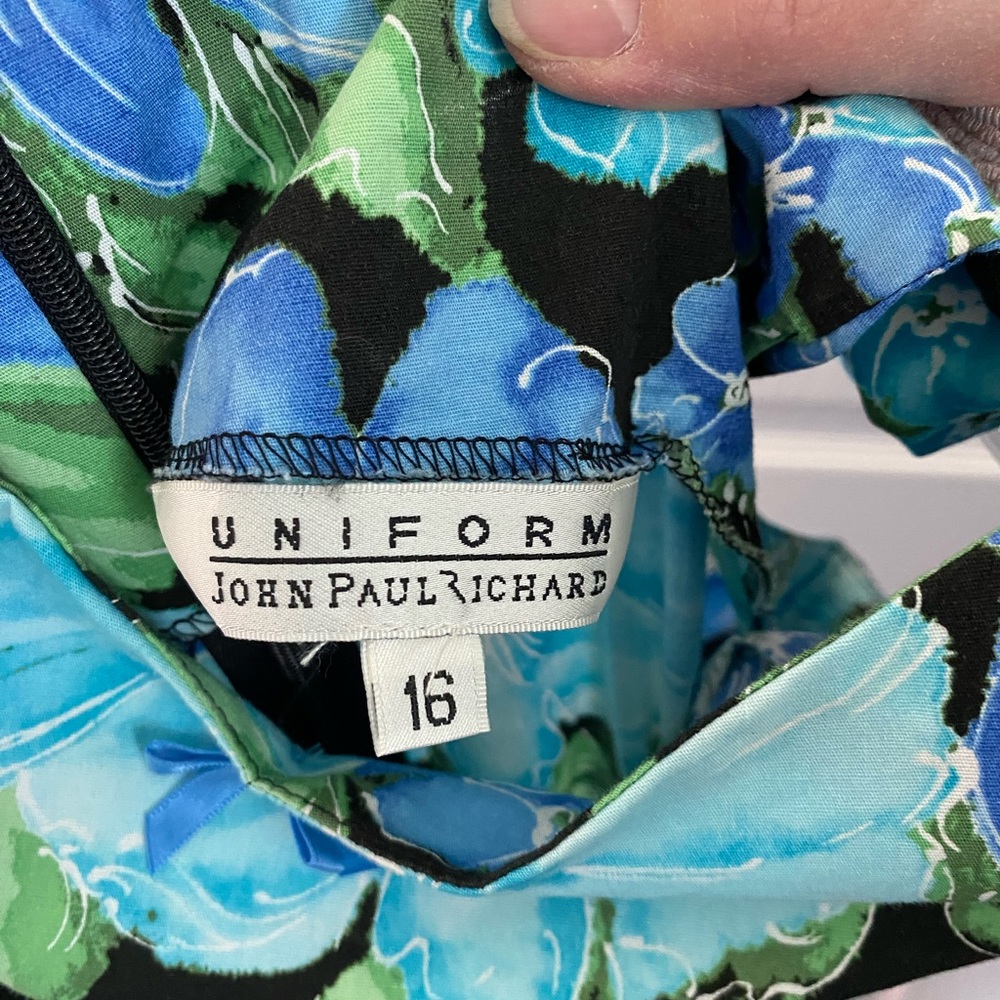 Uniform John Paul Richard women’s dress size 16